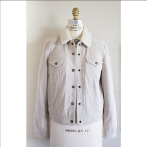 Levi’s White Sherpa Denim Jean Jacket Large NEW